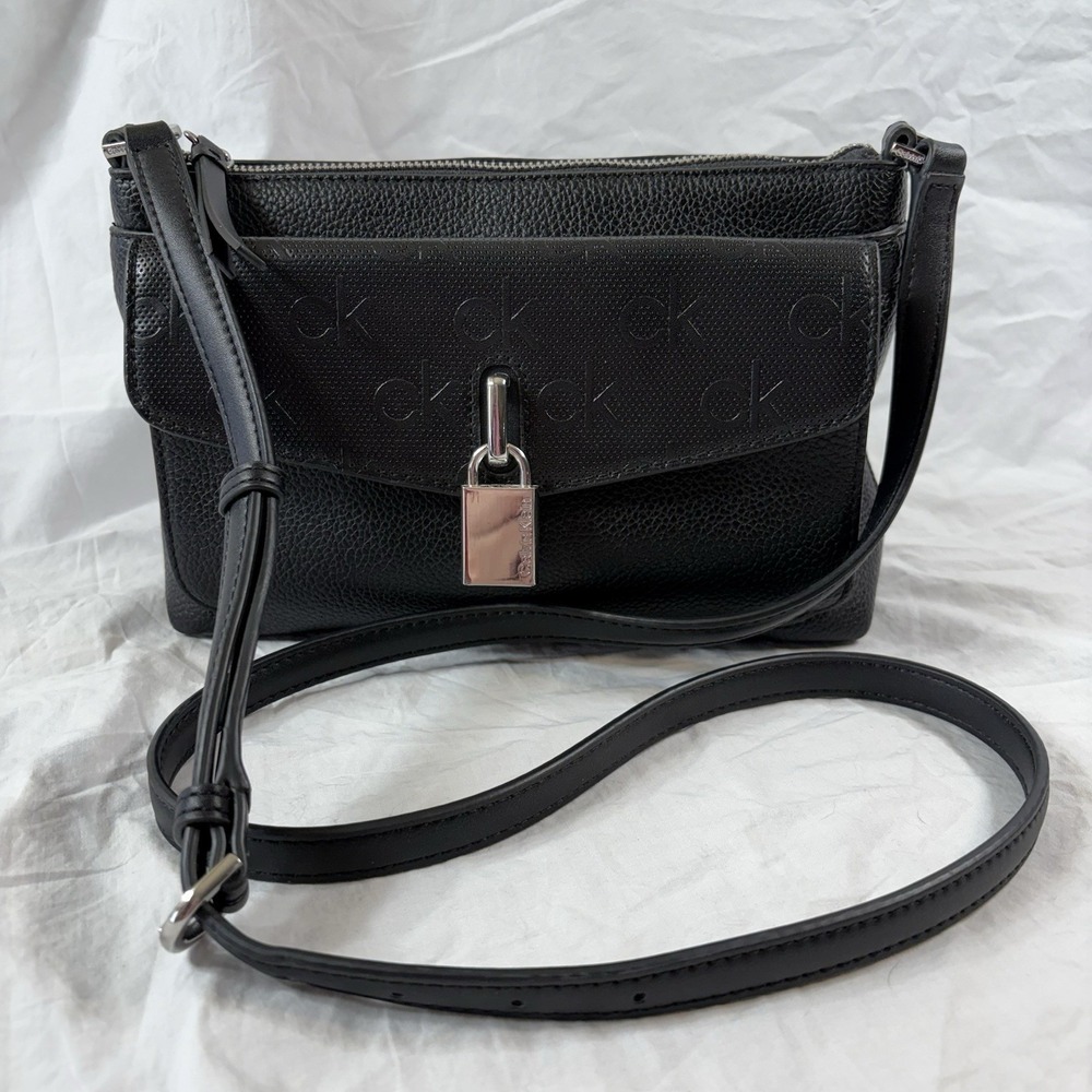 Calvin Klein Black Pebbled Leather‎ Crossbody Bag With Lock Charm Shoulder Purse